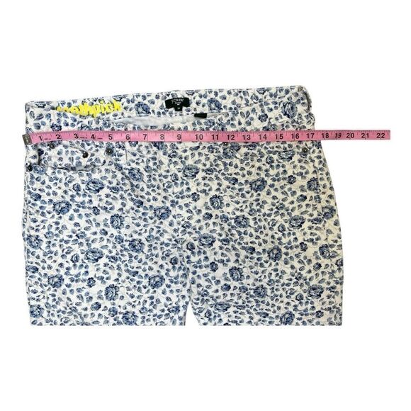 J. Crew Blue White Floral Pattern Toothpick Skinny Jeans Size 32 Stretch EUC - Picture 3 of 7